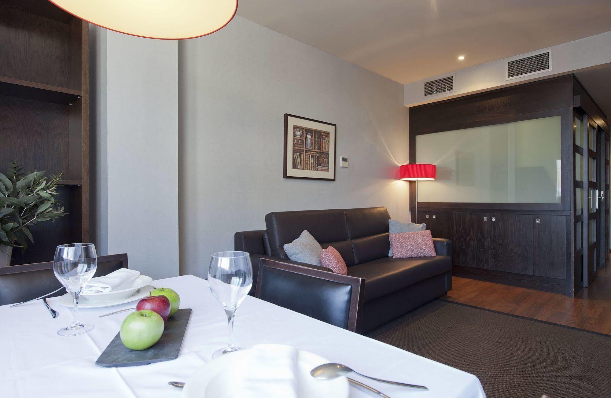 Suites Center Barcelona Ngoại thất bức ảnh