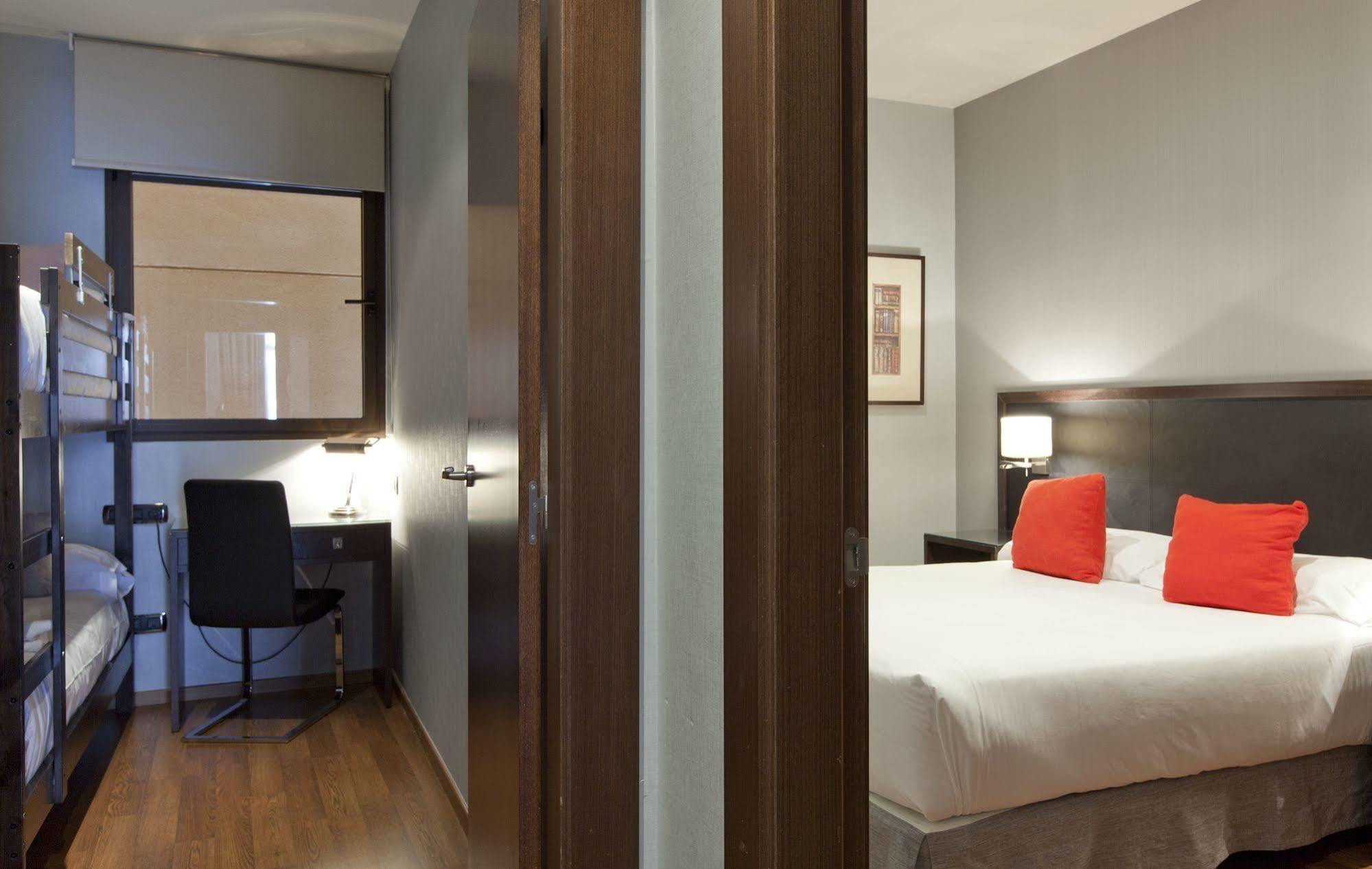 Suites Center Barcelona Ngoại thất bức ảnh